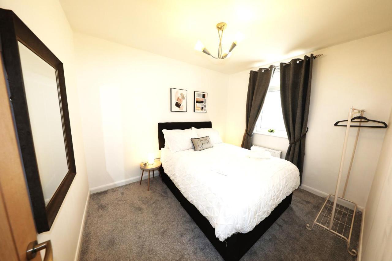 Amprenta Apartment - Gorgeous Interior Designed 1 Bedroom Home Борнмут Экстерьер фото