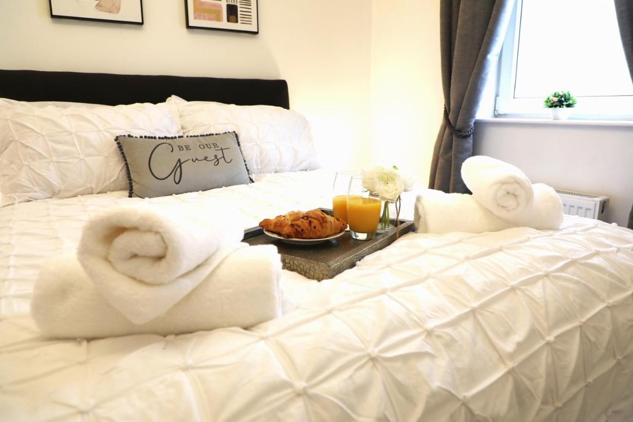 Amprenta Apartment - Gorgeous Interior Designed 1 Bedroom Home Борнмут Экстерьер фото